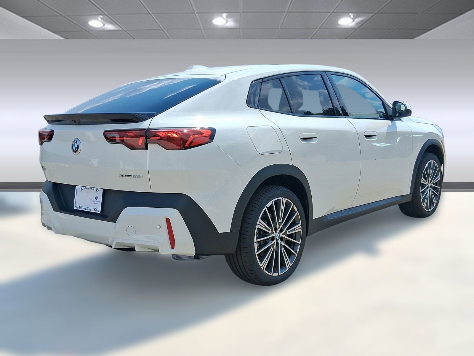 Used 2026 BMW X2 xDrive28i w/ Technology Package image 7