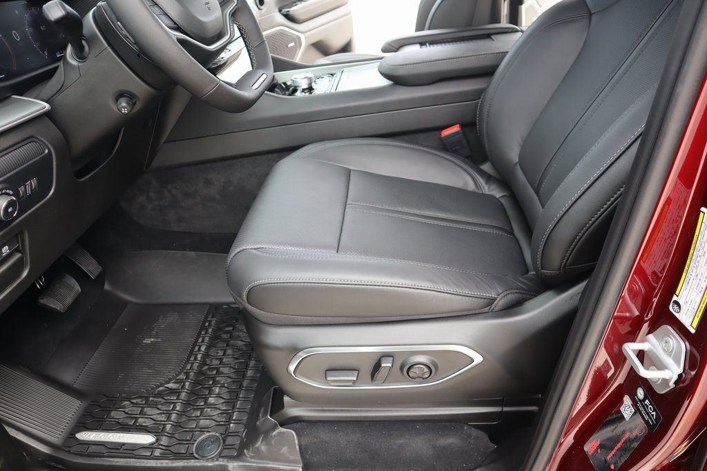 New 2025 Jeep Wagoneer Series II image 12