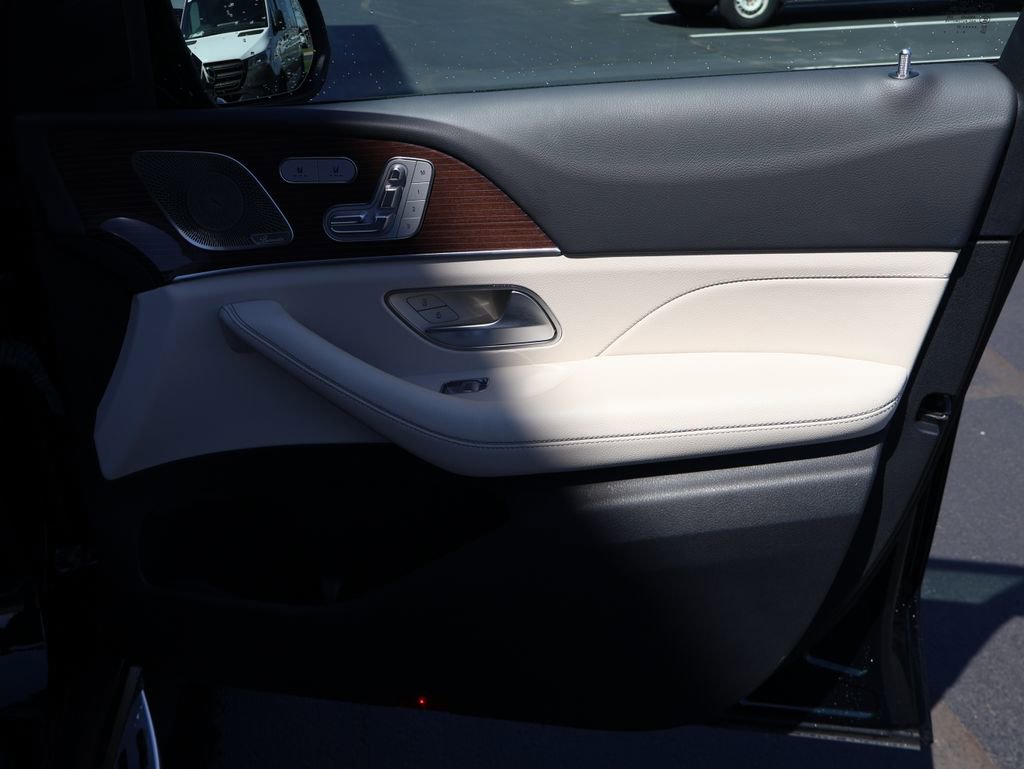 Certified 2021 Mercedes-Benz GLS 450 4MATIC image 13
