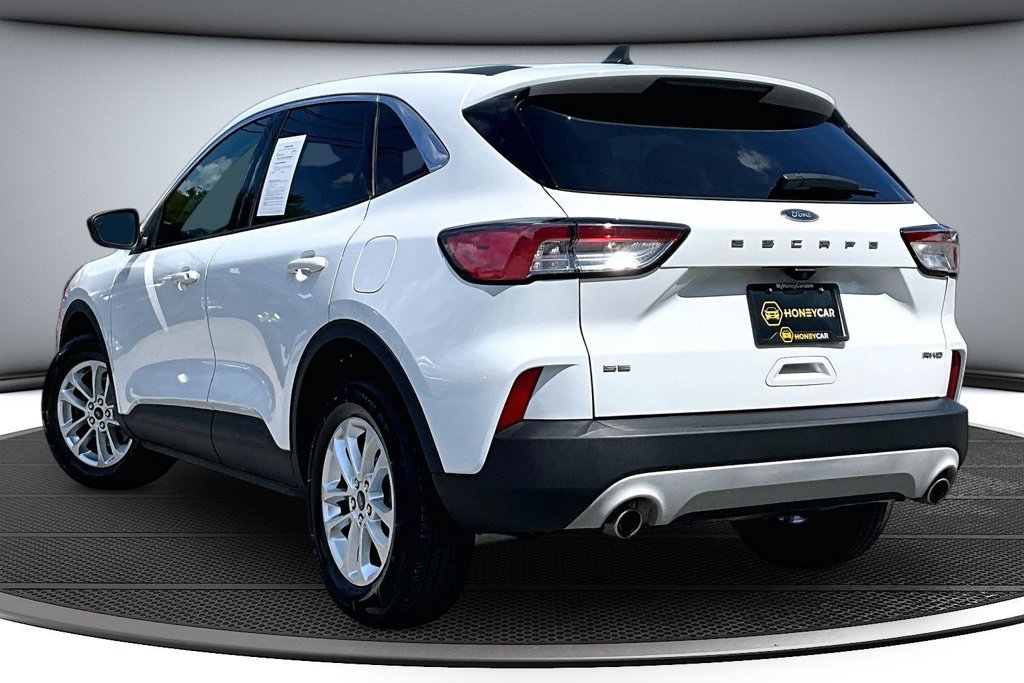 Used 2022 Ford Escape SE w/ Convenience Package AWD/4WD image 4