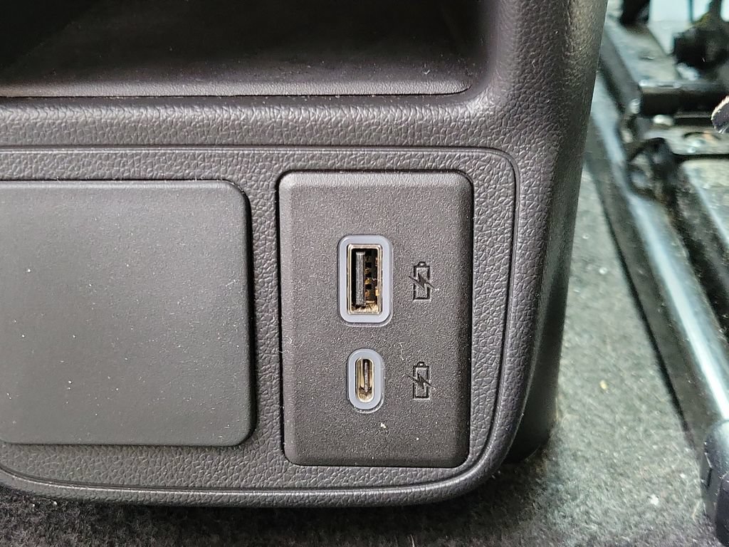 Used 2022 Buick Encore GX Select FWD image 14
