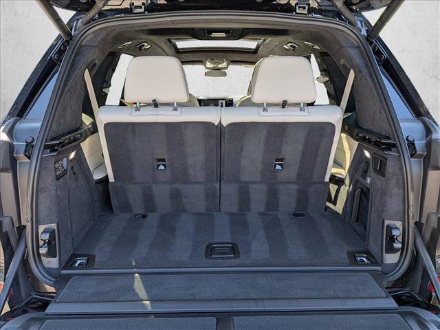 Certified 2025 BMW X7 M60i AWD/4WD image 6