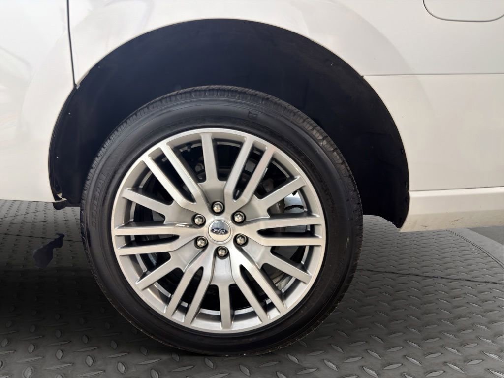 Used 2023 Ford Expedition Max Platinum AWD/4WD image 25