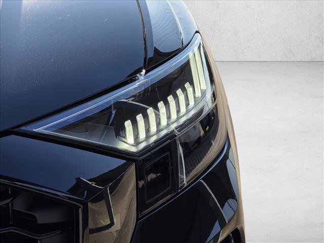 Certified 2024 Audi RS Q8 image 10