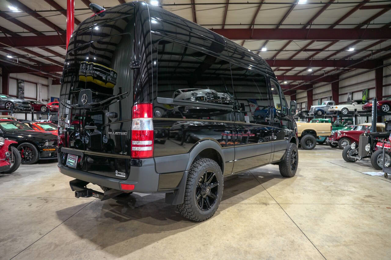 Used 2016 Freightliner Sprinter 2500 image 8