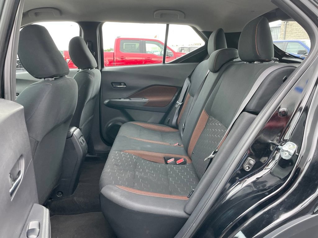 Used 2024 Nissan Kicks SR FWD image 8