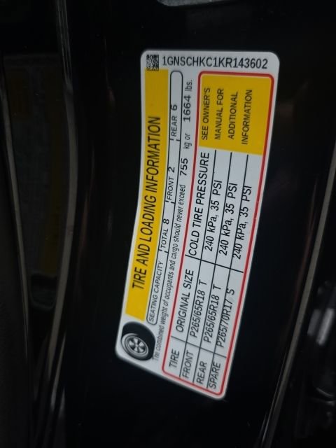 Used 2019 Chevrolet Suburban LT image 40