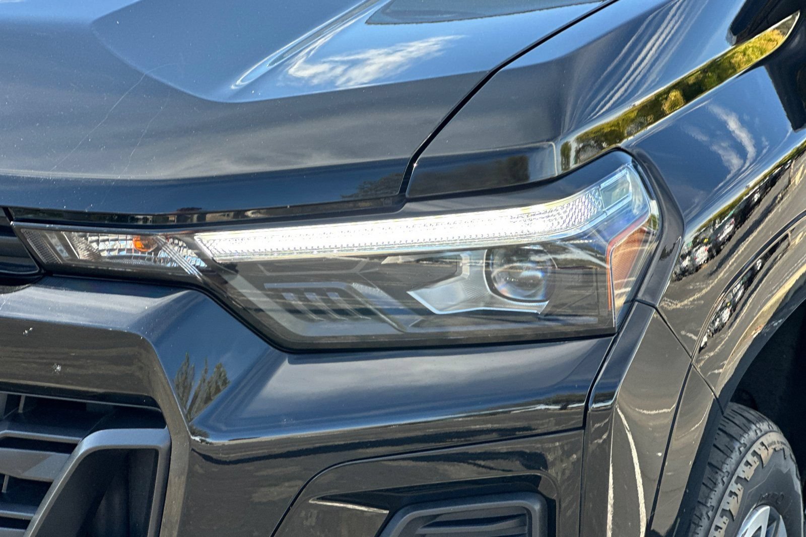 Used 2023 Chevrolet Colorado Z71 w/ Z71 Convenience Package 2 AWD/4WD image 51