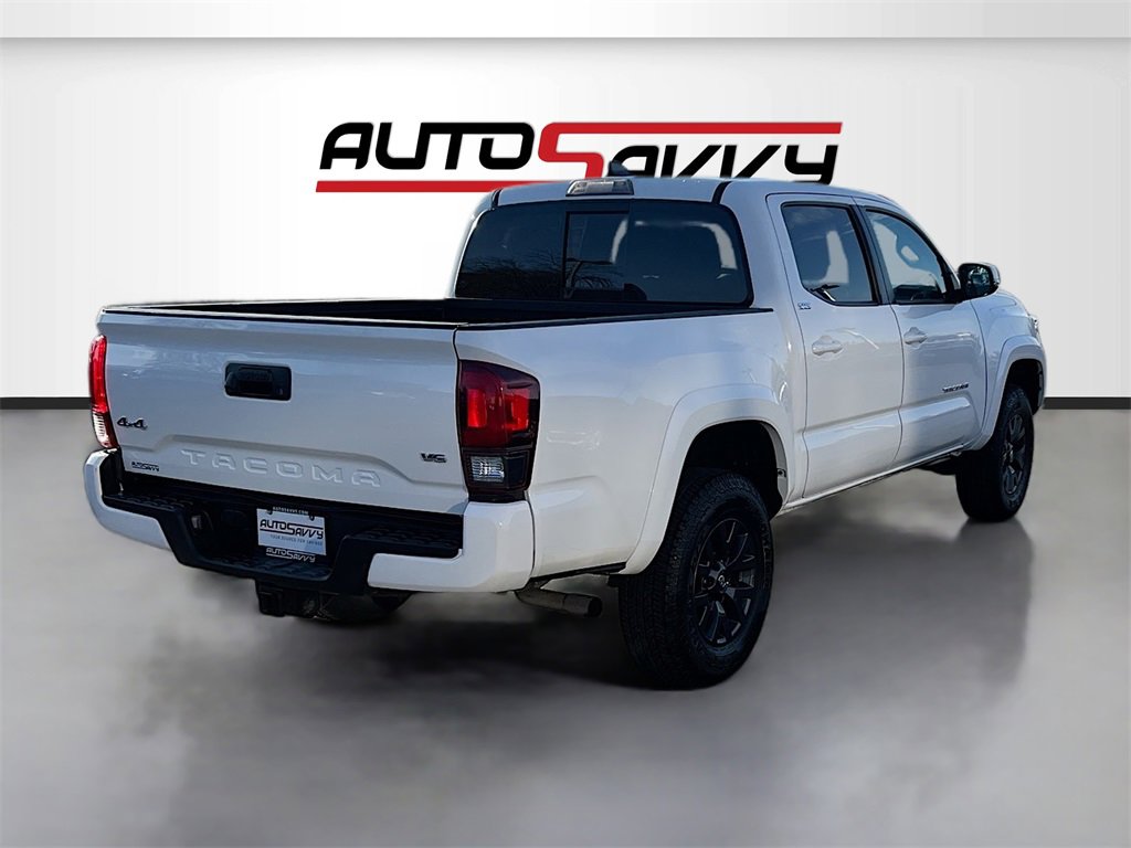 Used 2022 Toyota Tacoma SR5 w/ Technology Package image 7