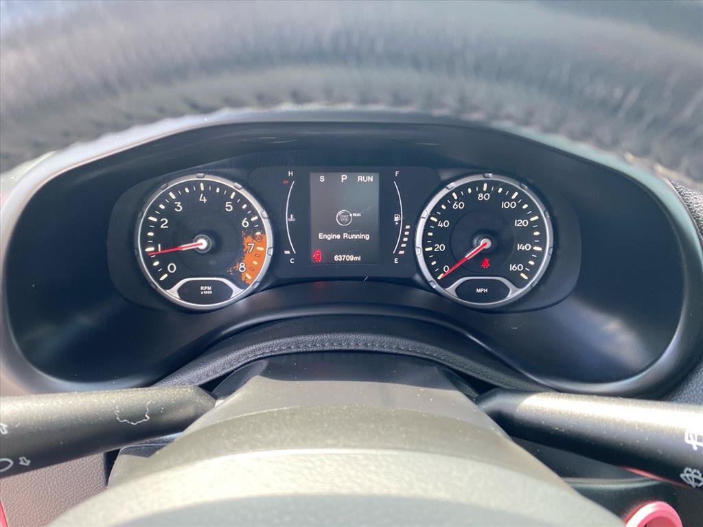 Used 2017 Jeep Renegade Latitude w/ Popular Equipment Group AWD/4WD image 19