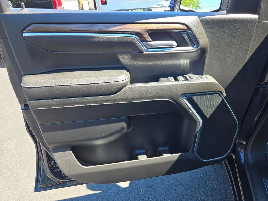 Certified 2023 Chevrolet Silverado 1500 LT AWD/4WD image 24