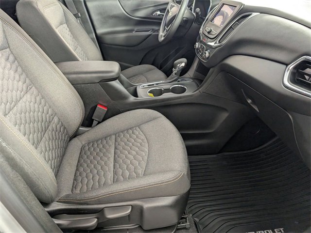 Used 2020 Chevrolet Equinox LT image 32