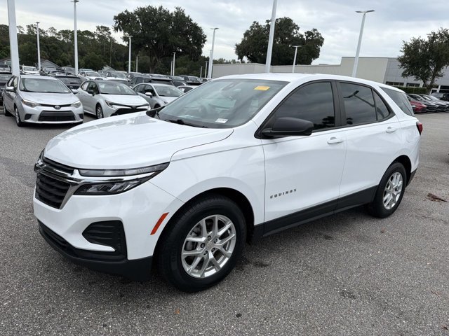 Used 2023 Chevrolet Equinox LS w/ Driver Confidence II Package FWD image 5