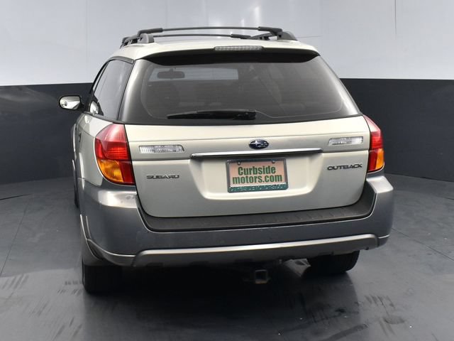 Used 2005 Subaru Outback 2.5i AWD/4WD image 6