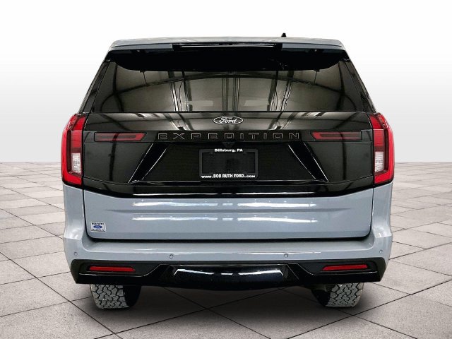 Used 2025 Ford Expedition Tremor AWD/4WD image 4
