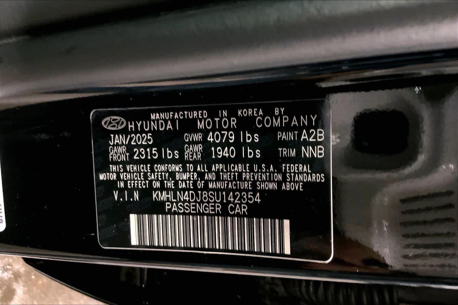 Used 2025 Hyundai Elantra Limited FWD image 37