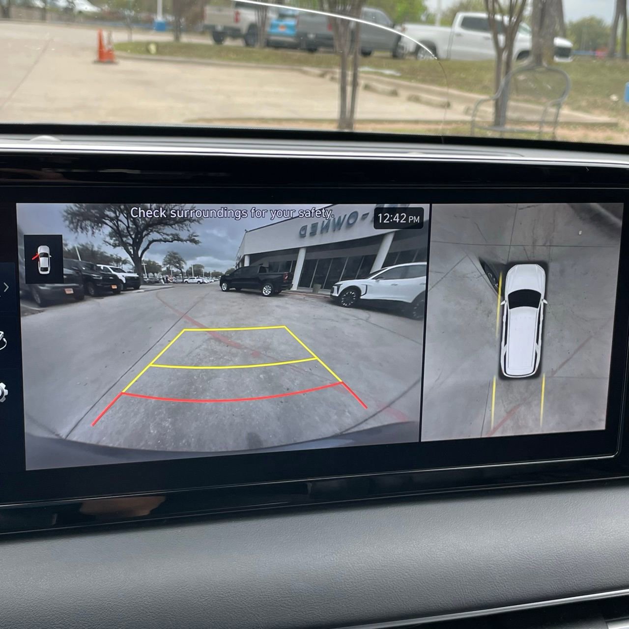 Used 2024 Hyundai Palisade Calligraphy image 18