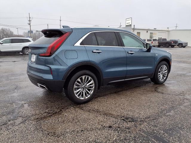 Used 2025 Cadillac XT4 Premium Luxury image 16