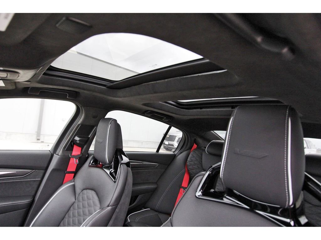 New 2026 Cadillac CT5 V image 24