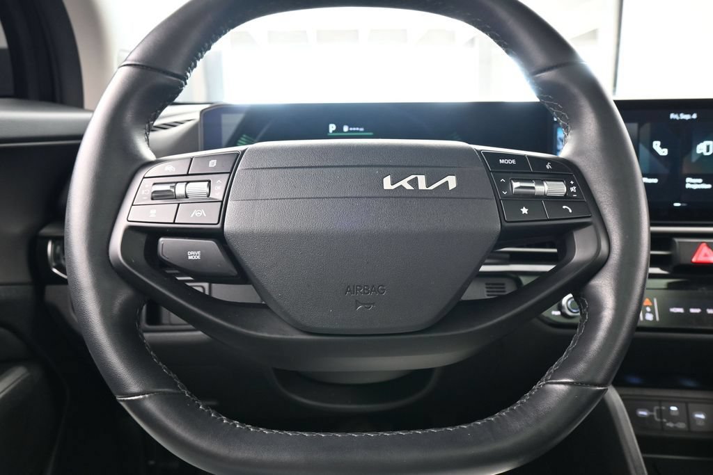 Used 2026 Kia Sportage EX w/ EX Panorama Roof Package FWD image 30