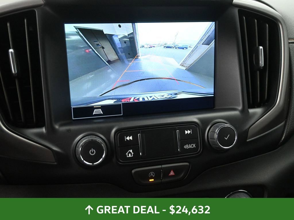 Used 2023 GMC Terrain AT4 image 36