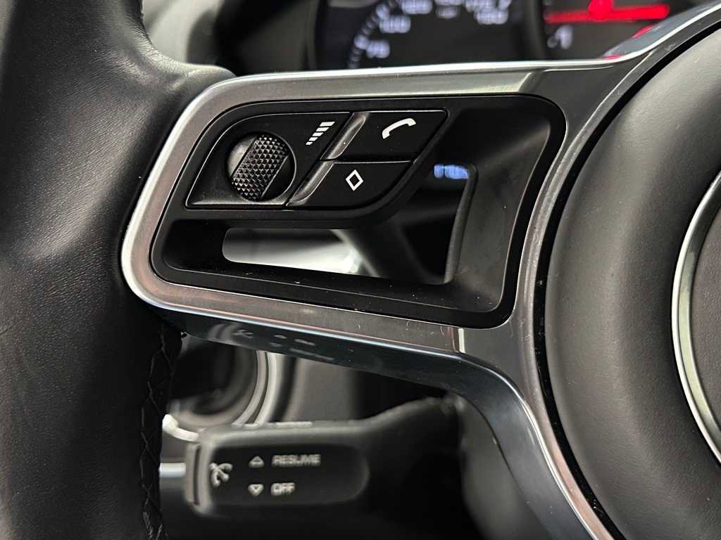 Used 2024 Porsche 718 Boxster S image 25