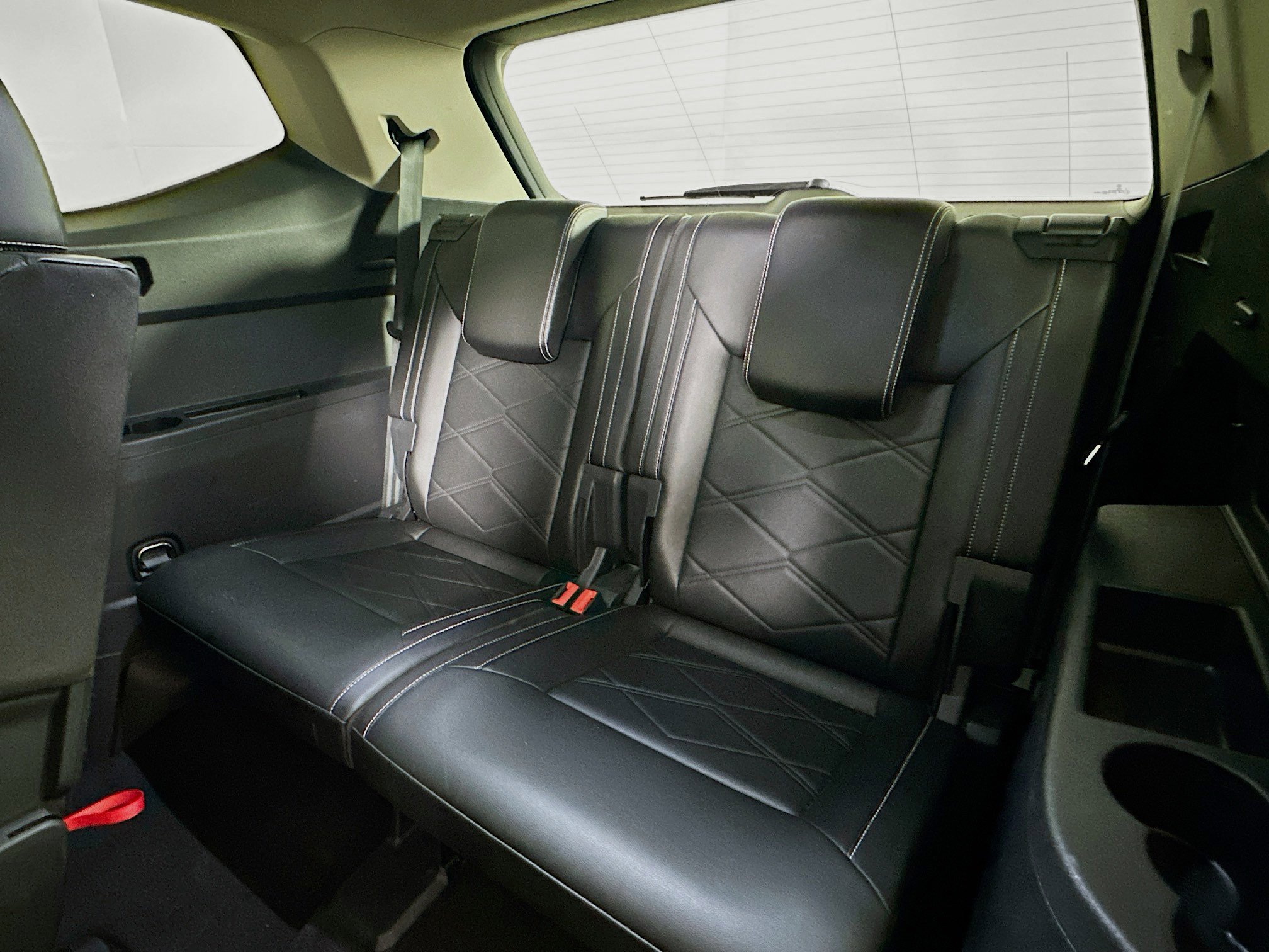 Used 2025 Volkswagen Atlas SE AWD/4WD image 28