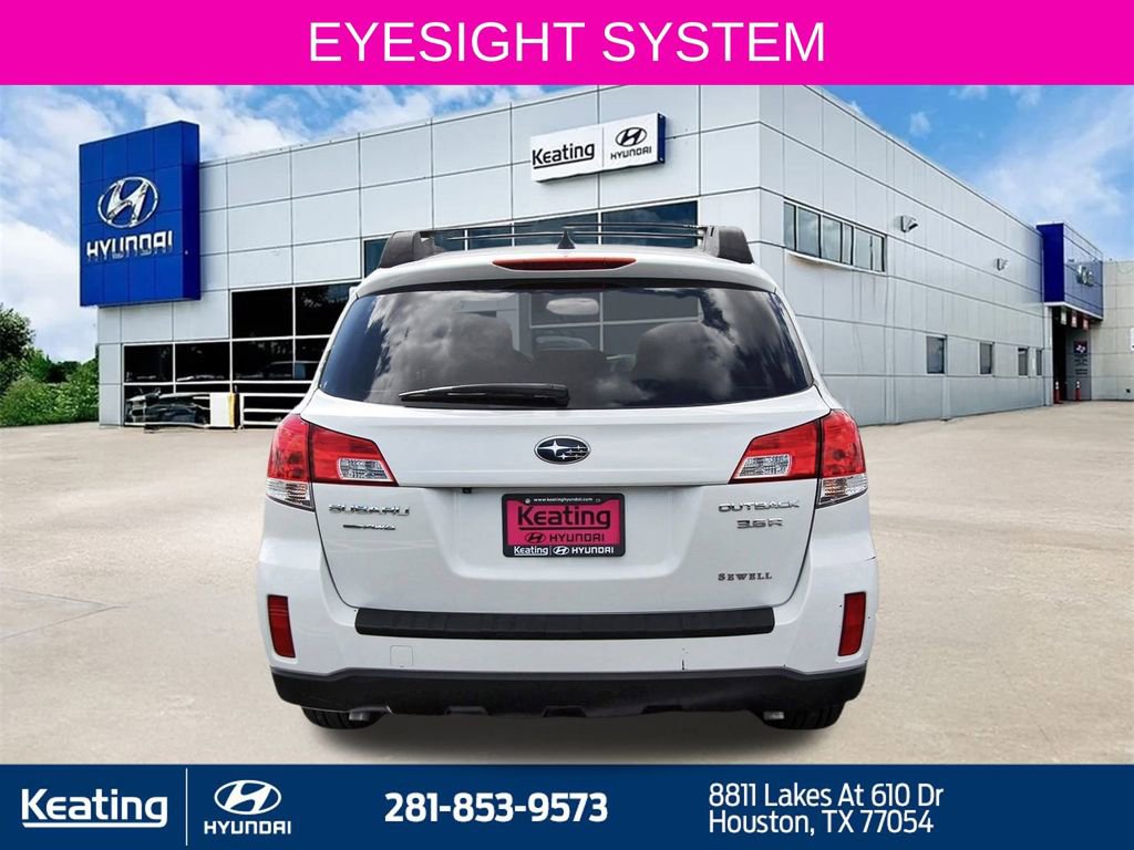 Used 2013 Subaru Outback 3.6R Limited w/ Special Appearance Pkg image 6