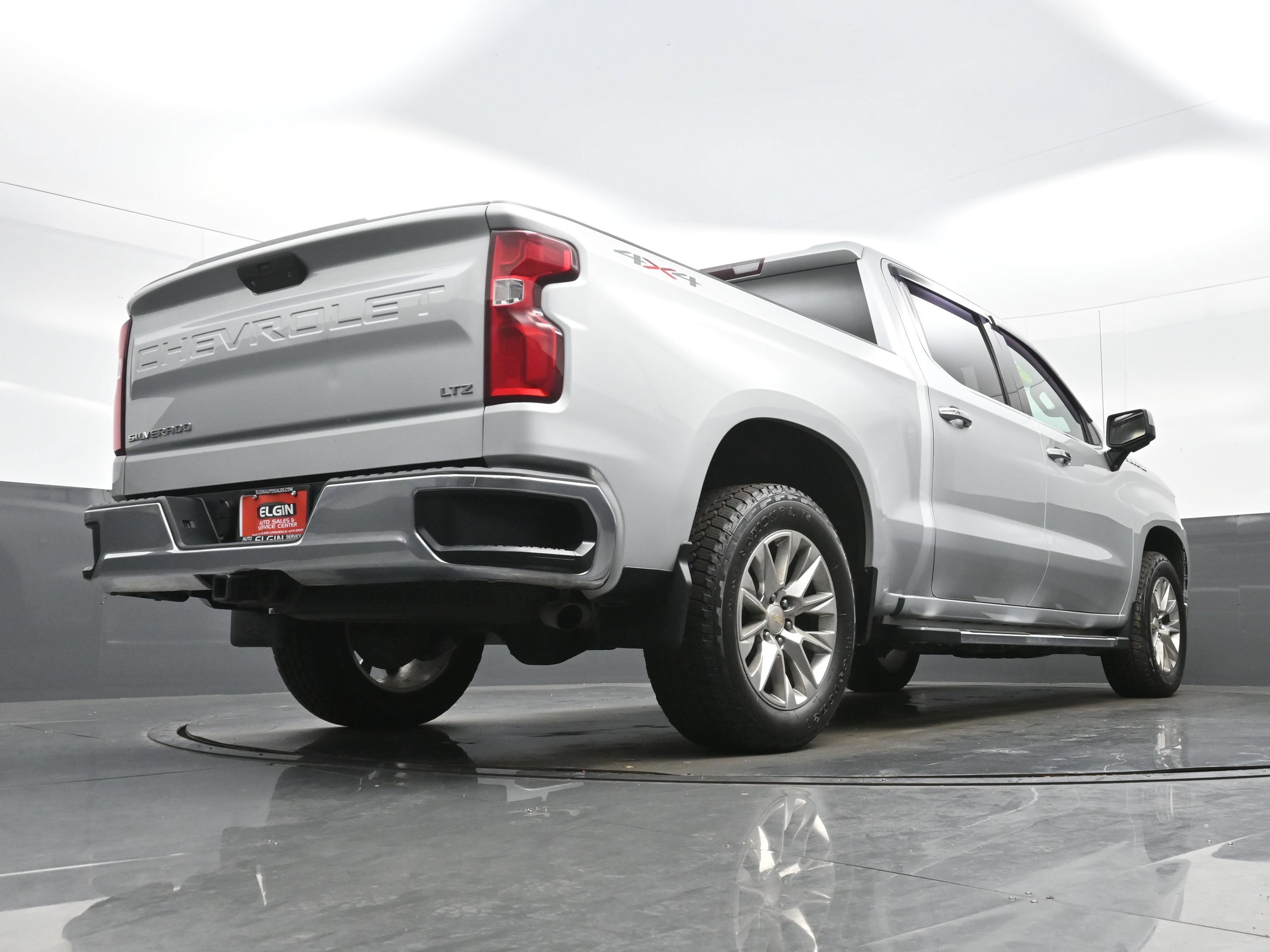 Used 2019 Chevrolet Silverado 1500 LTZ w/ Max Trailering Package AWD/4WD image 27
