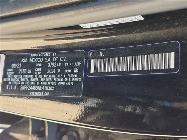 Used 2022 Kia Forte LXS FWD image 14