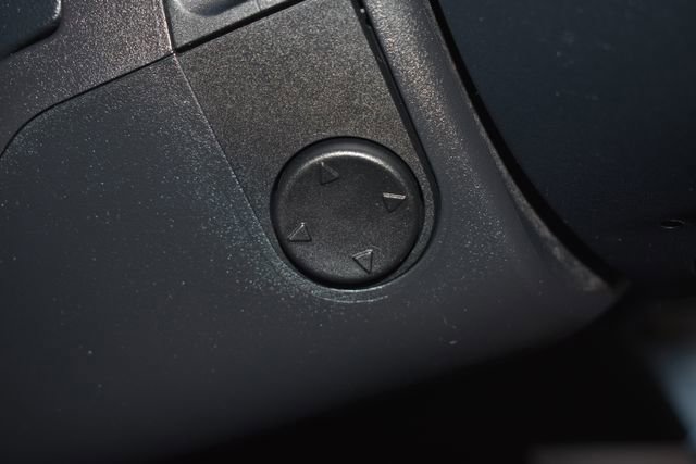 Used 2022 Ford Explorer Limited image 18