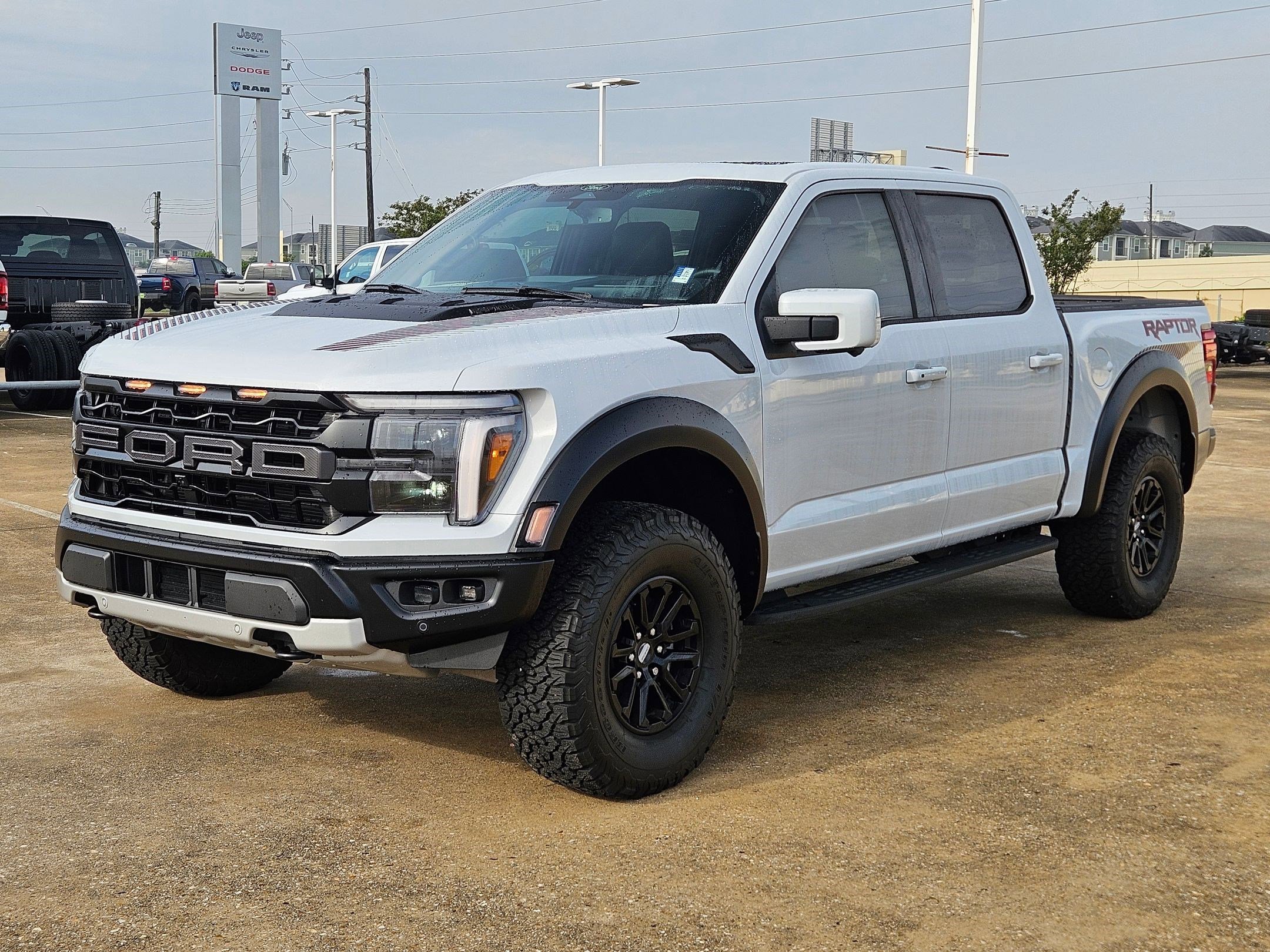 Certified 2025 Ford F150 Raptor AWD/4WD image 10