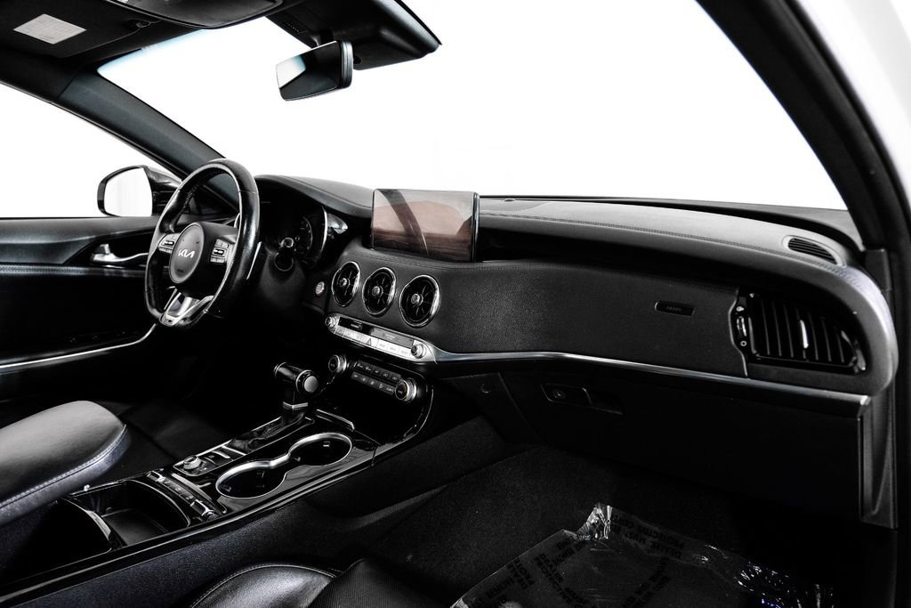Used 2022 Kia Stinger GT-Line w/ Sun & Sound Package image 12