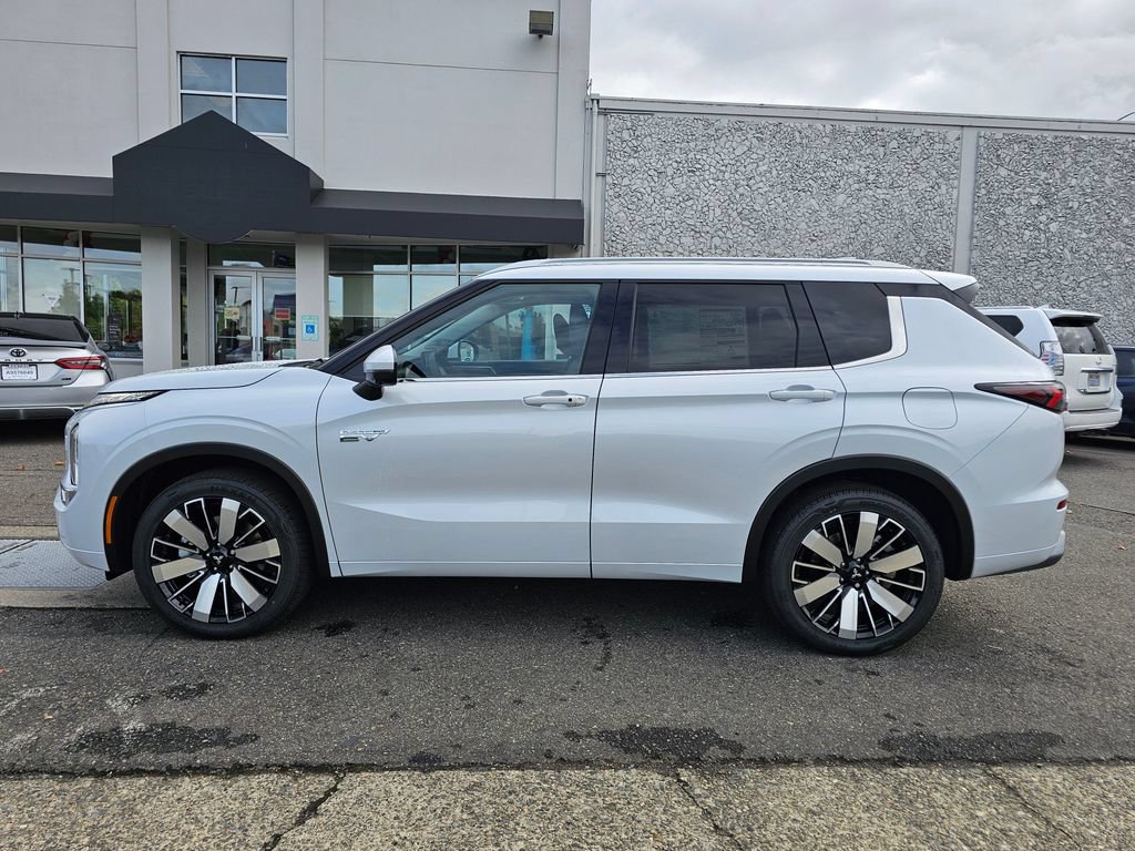 New 2026 Mitsubishi Outlander SEL AWD/4WD image 8