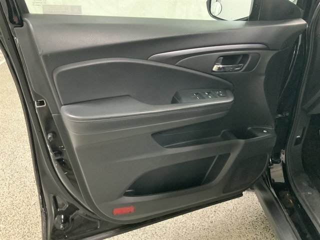 Used 2022 Honda Pilot Sport image 15