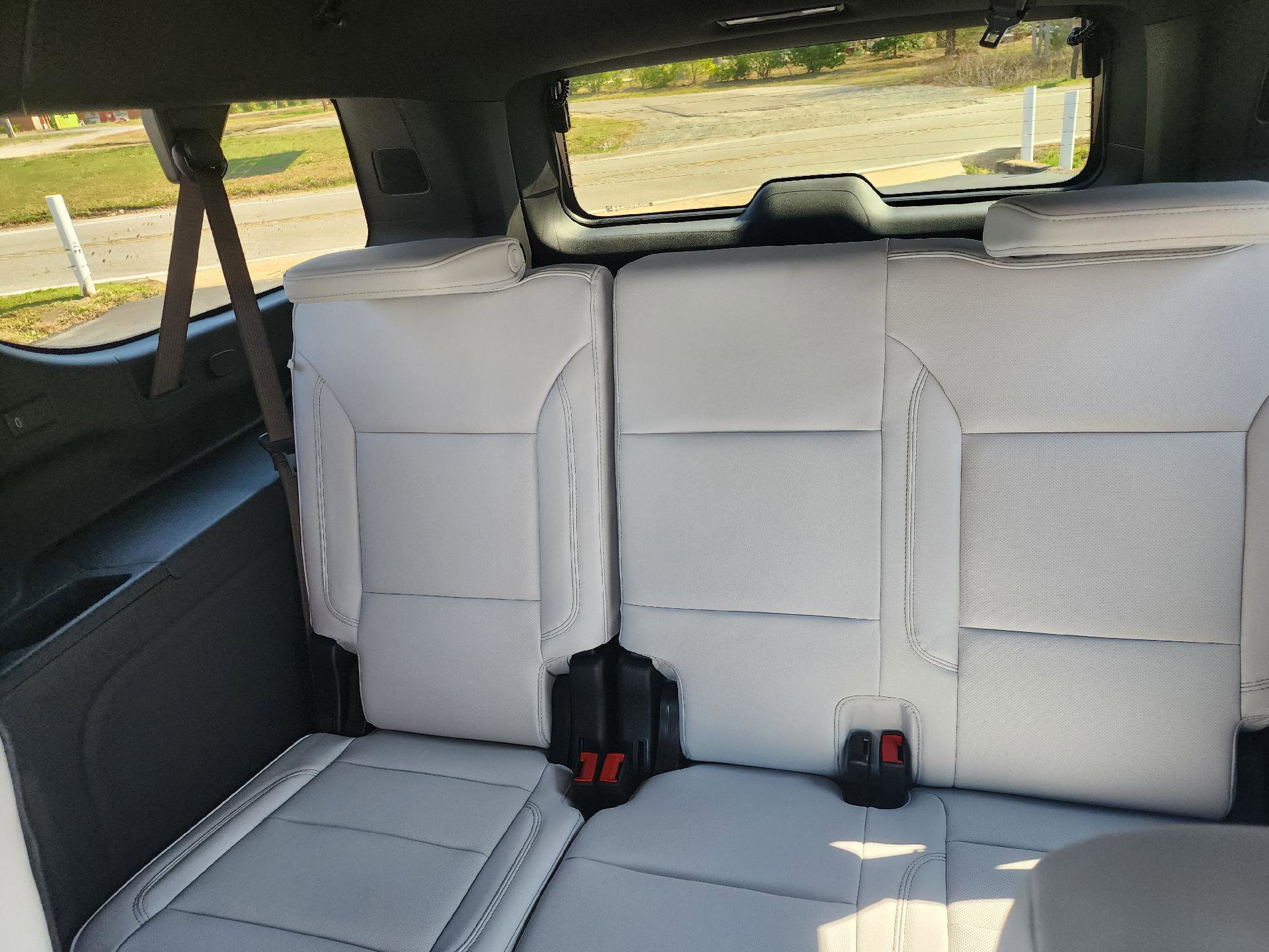 New 2025 Chevrolet Suburban Premier image 11