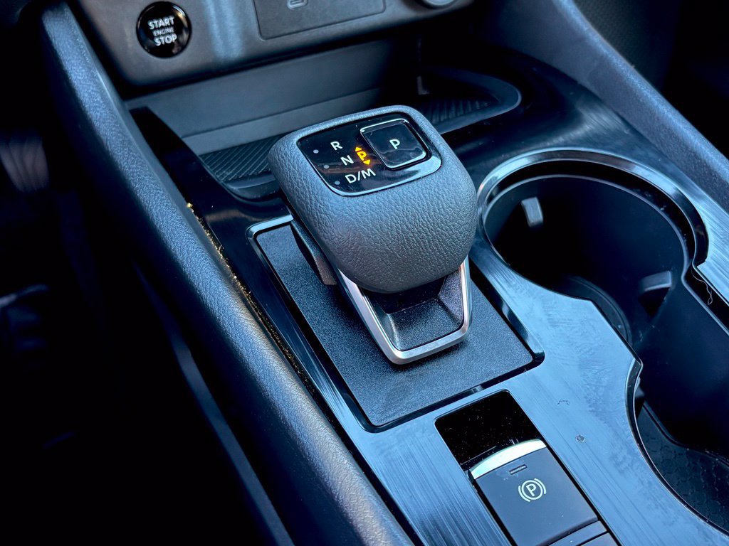 Certified 2026 Nissan Rogue SV FWD image 19