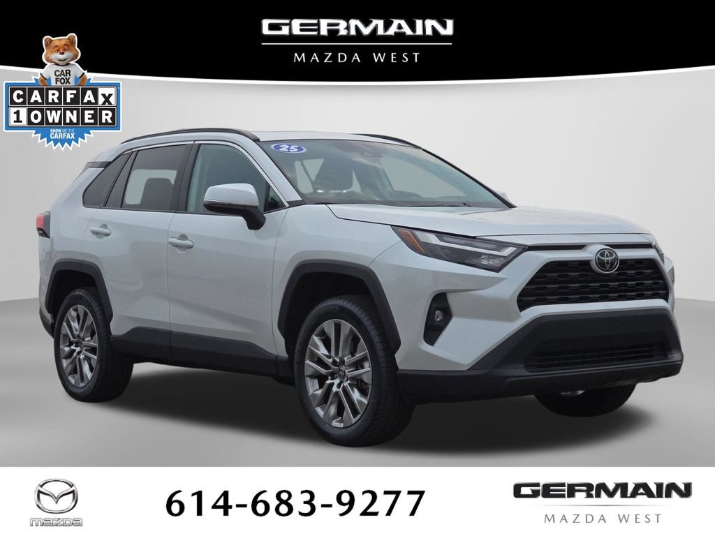 Used 2025 Toyota RAV4 XLE Premium w/ Weather Package AWD/4WD image 4