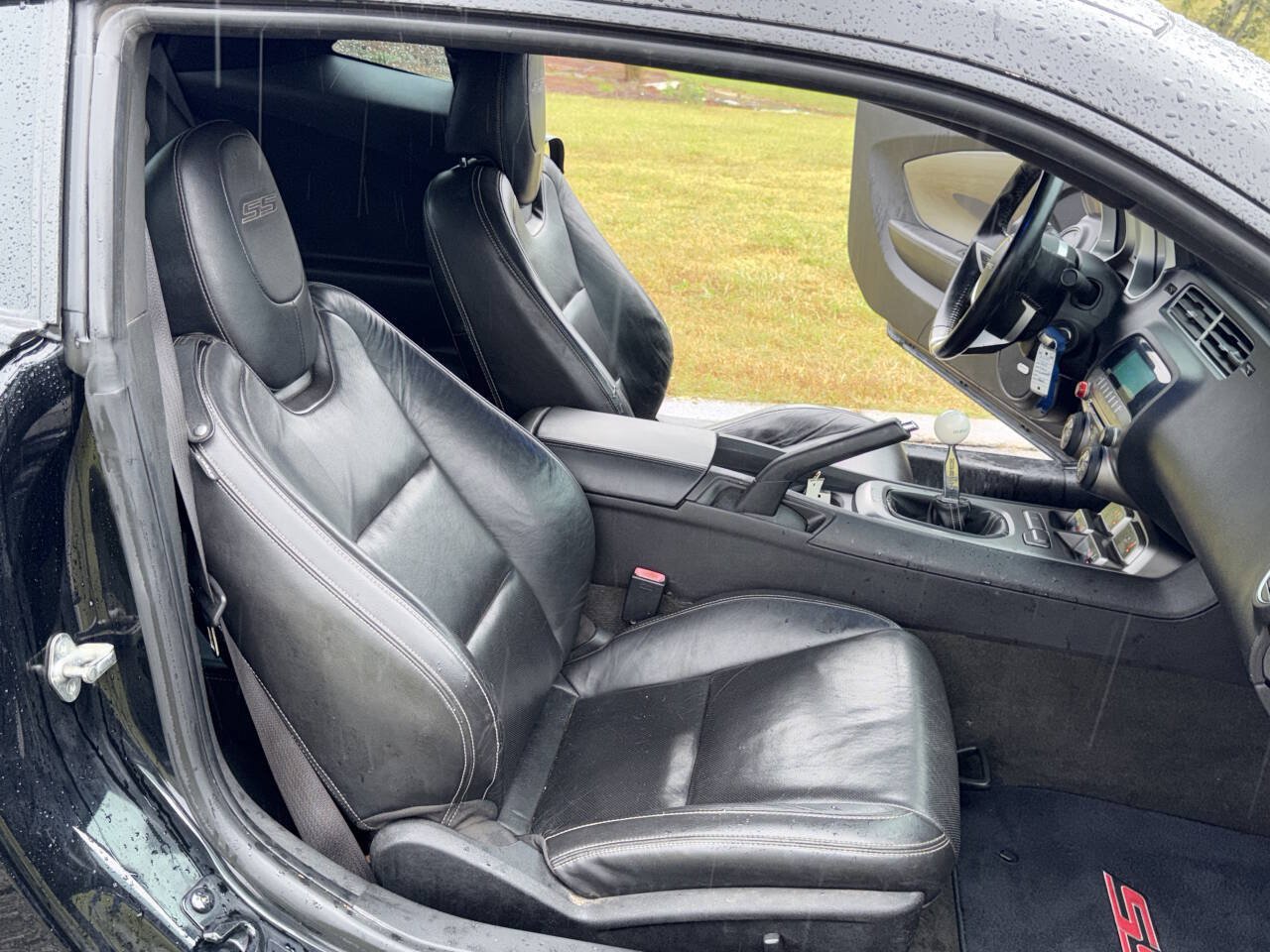 Used 2010 Chevrolet Camaro SS RWD image 32