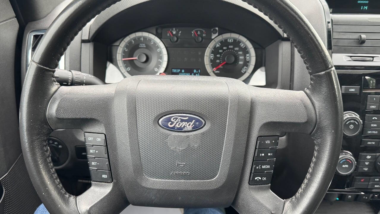 Used 2009 Ford Escape Limited AWD/4WD image 18