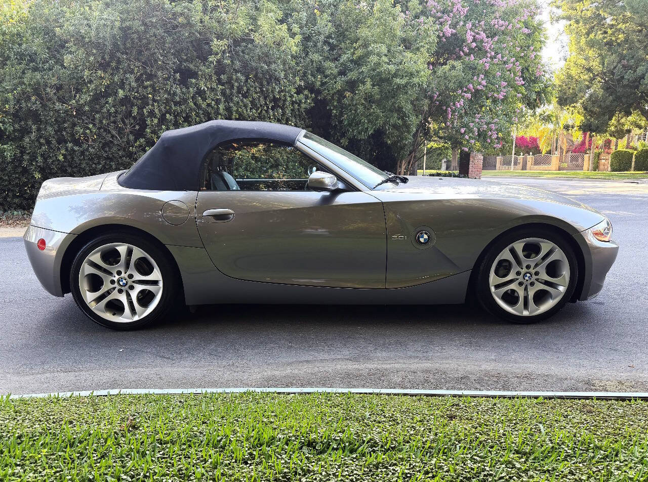Used 2003 BMW Z4 3.0i RWD image 9