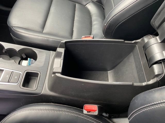 Used 2024 Ford Escape Platinum AWD/4WD image 14