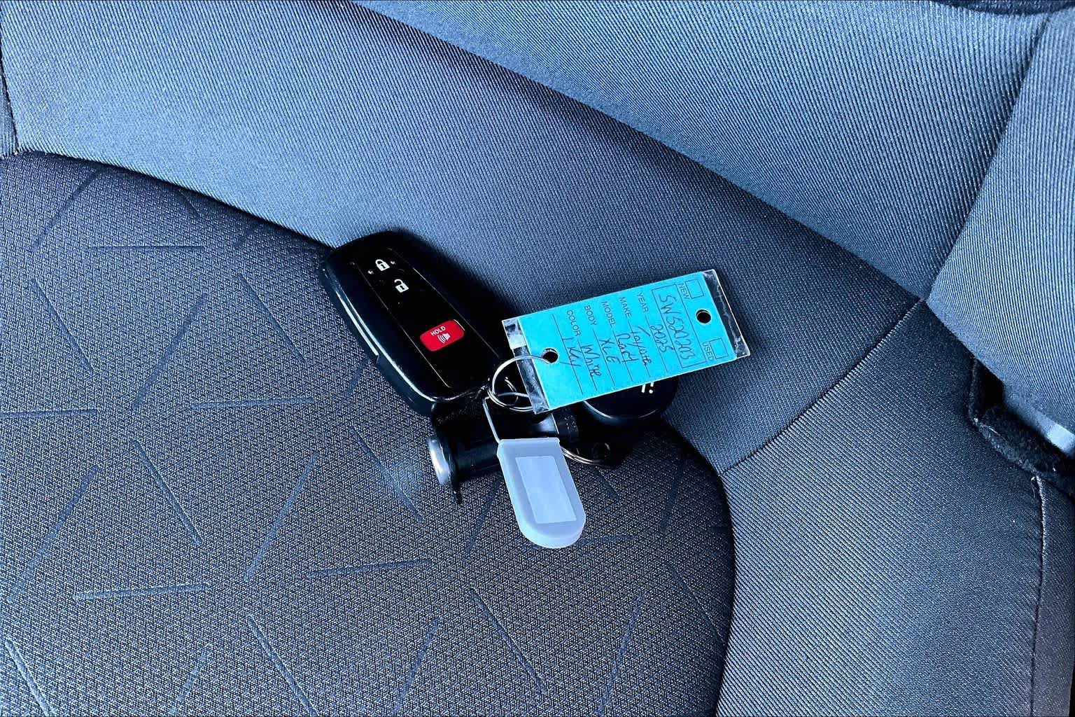Certified 2025 Toyota RAV4 XLE AWD/4WD image 15