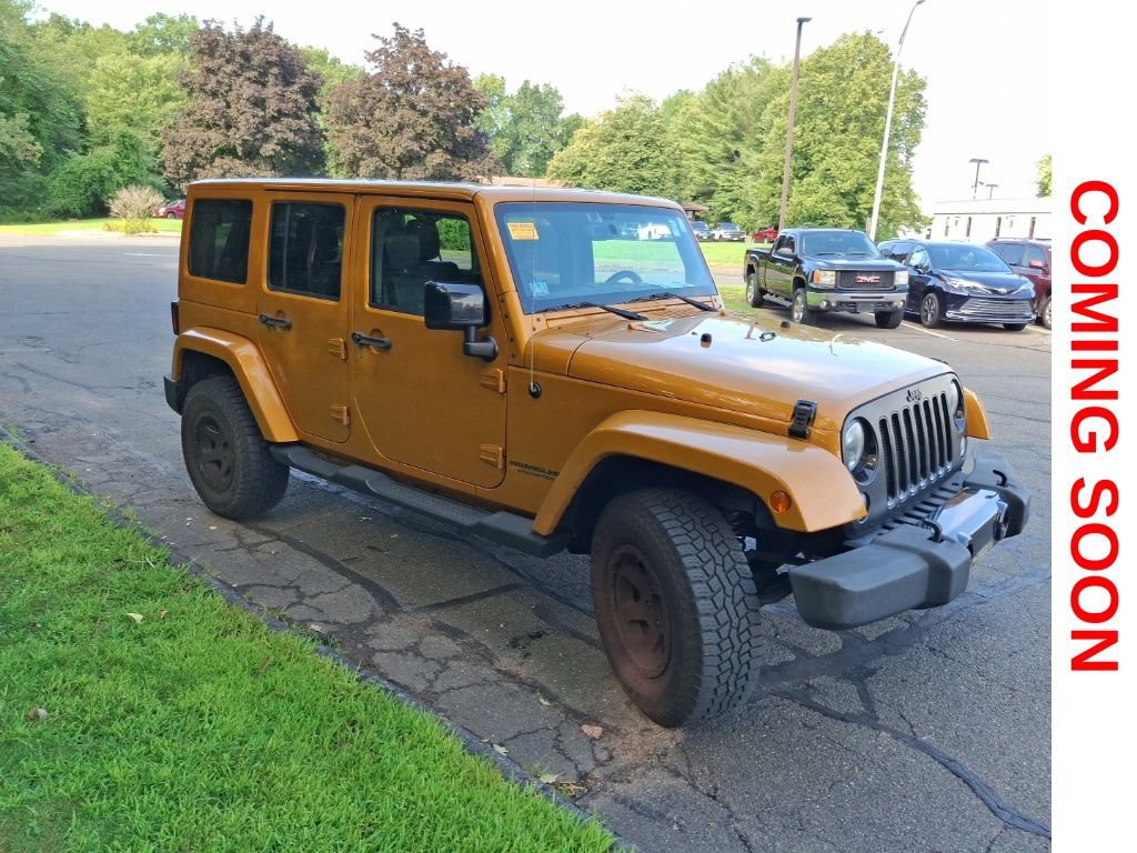 Used 2014 Jeep Wrangler Unlimited Sahara AWD/4WD image 3