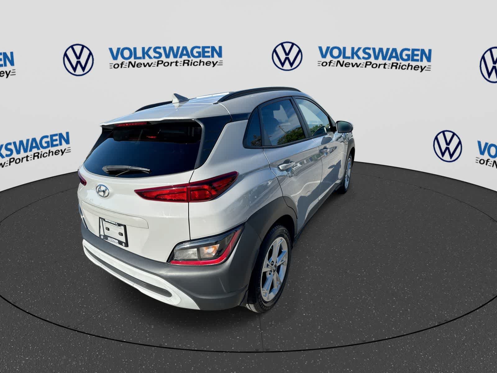 Used 2022 Hyundai Kona SEL FWD image 14