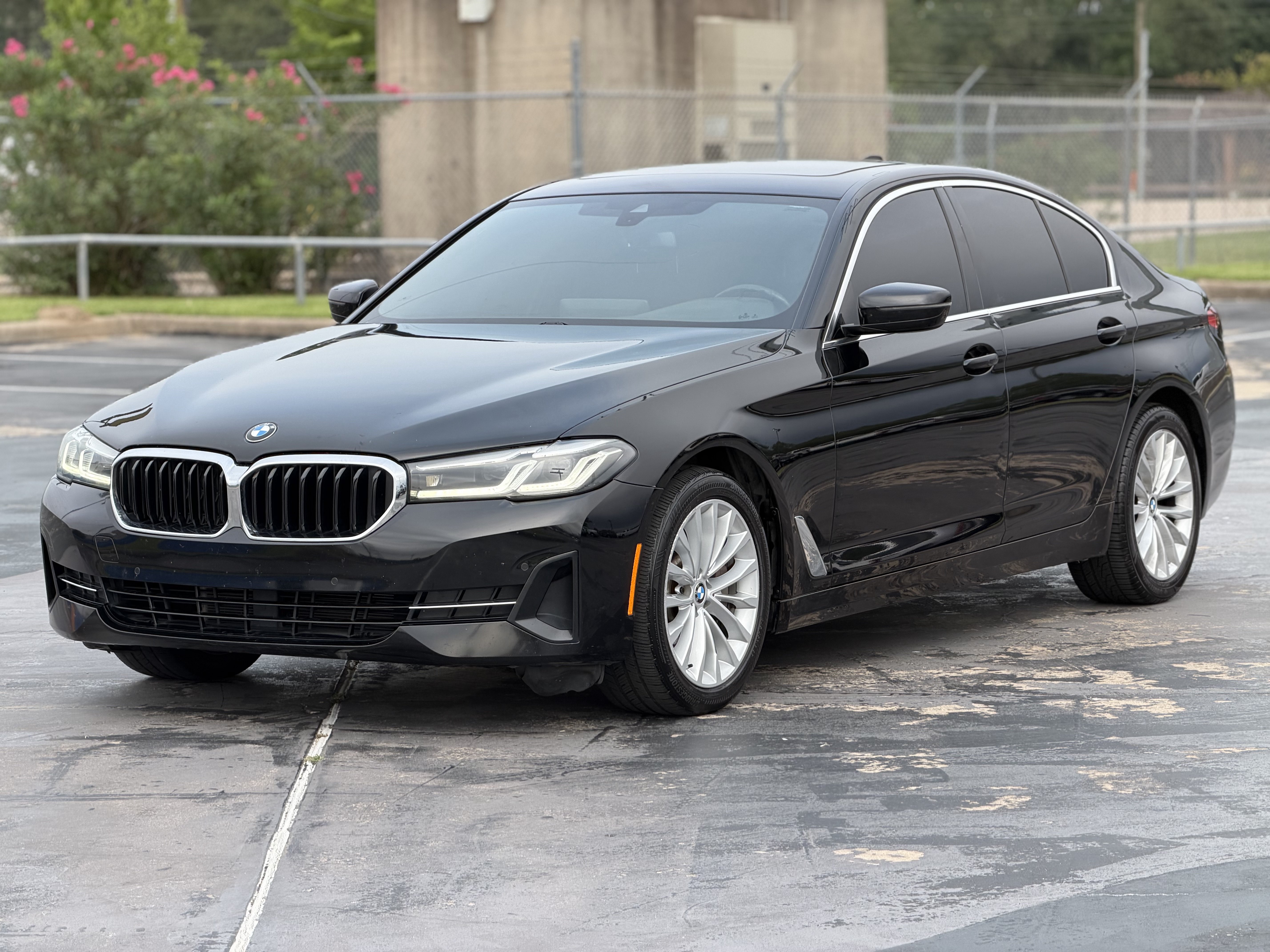 Used 2021 BMW 530i w/ Convenience Package RWD image 5