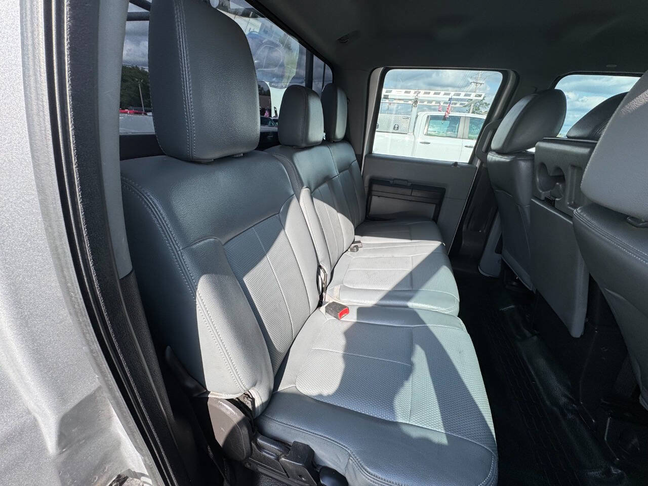 Used 2015 Ford F250 XL w/ Power Equipment Group RWD image 18
