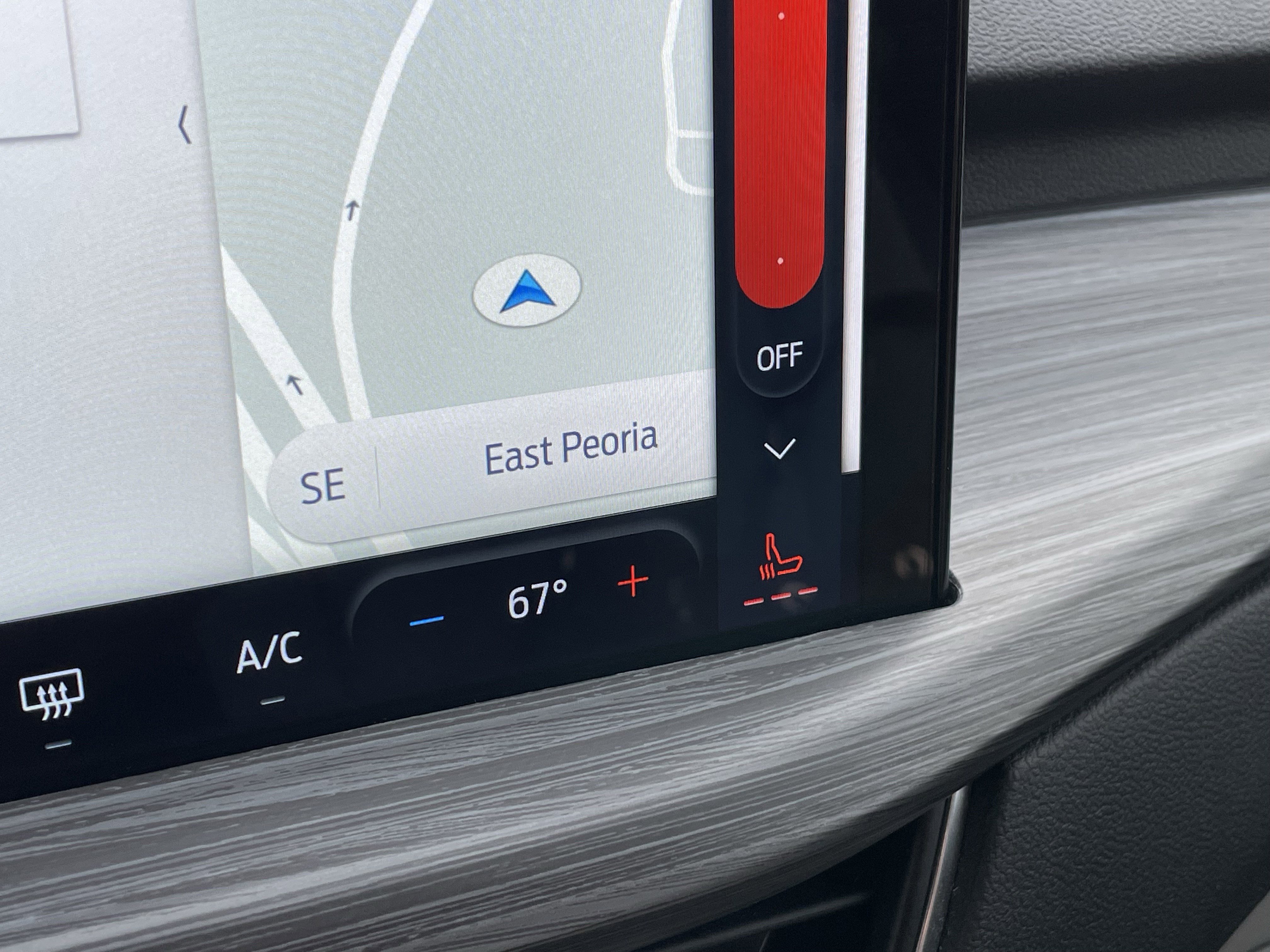 Used 2023 Ford Escape SE w/ PHEV Premium Package image 39