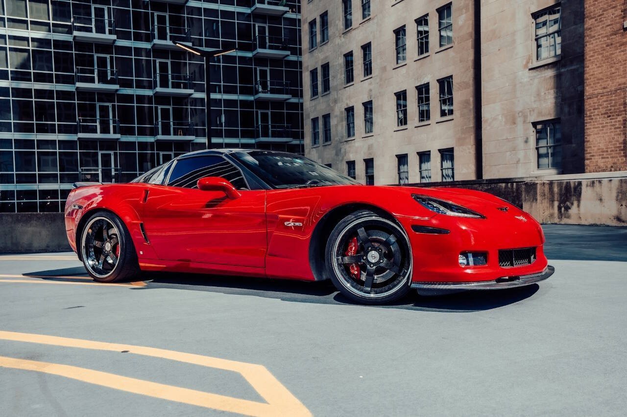 Used 2007 Chevrolet Corvette Z06 w/ Preferred Equipment Group RWD image 3