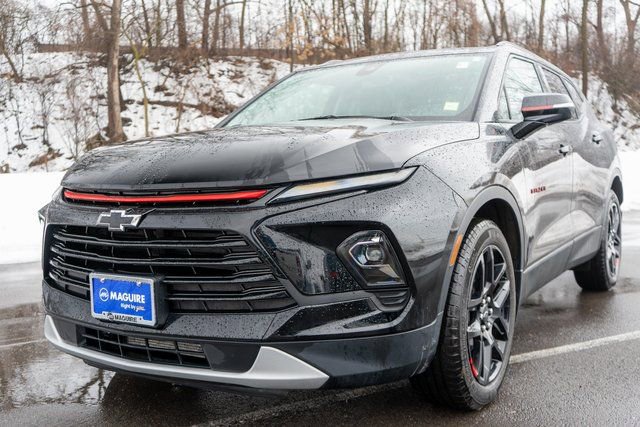 Used 2024 Chevrolet Blazer LT w/ Redline Edition image 2